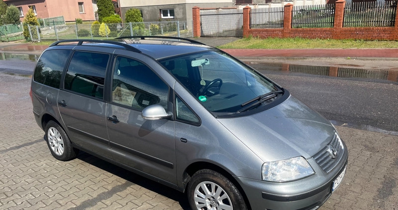 Volkswagen Sharan cena 14900 przebieg: 202000, rok produkcji 2005 z Chodzież małe 326